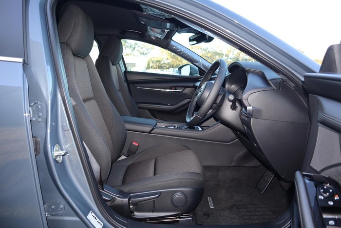 2025 Mazda 3 G20 Evolve