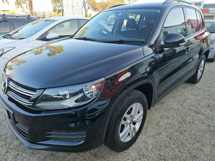 2011 Volkswagen Tiguan 103TDI 5N MY12 Four Wheel Drive Deep Black