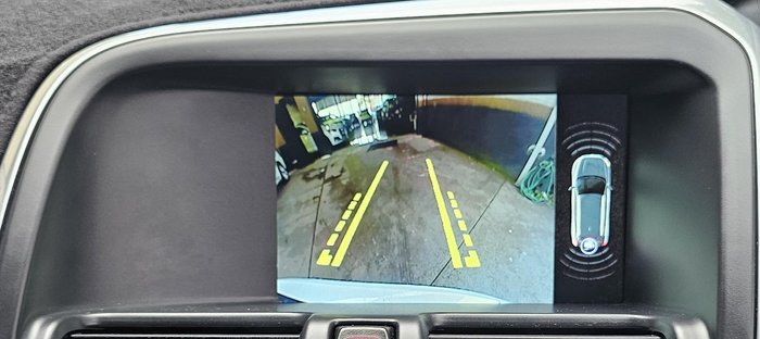 2014 Volvo XC60 D4 Luxury MY14 Crystal White