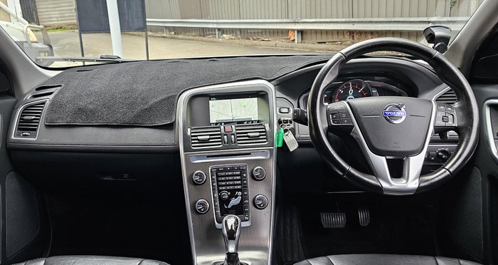 2014 Volvo XC60 D4 Luxury MY14 Crystal White