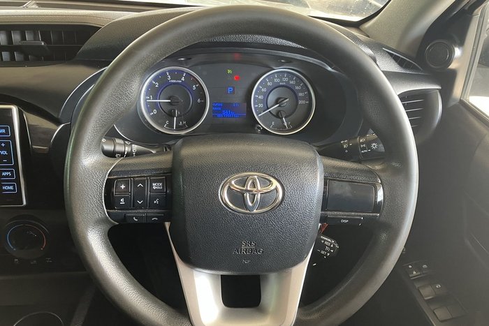 2018 Toyota Hilux SR