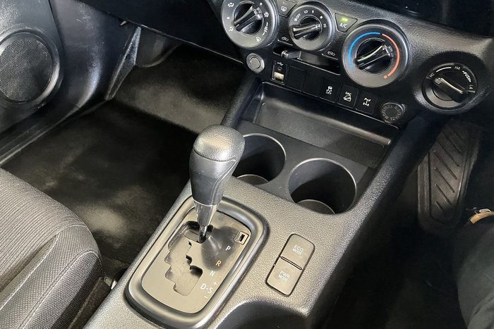 2018 Toyota Hilux SR