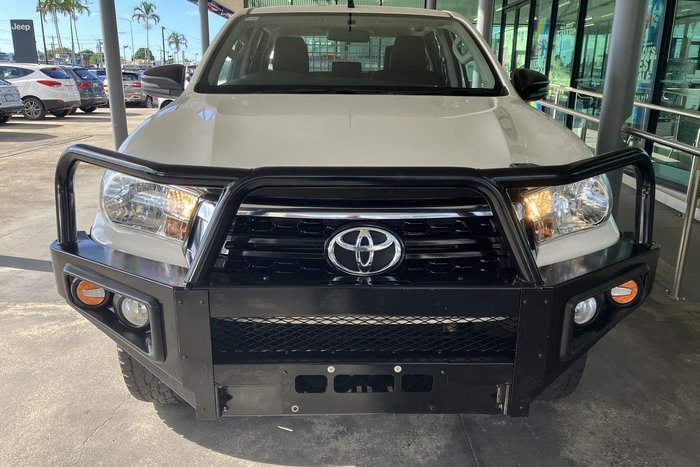 2018 Toyota Hilux SR