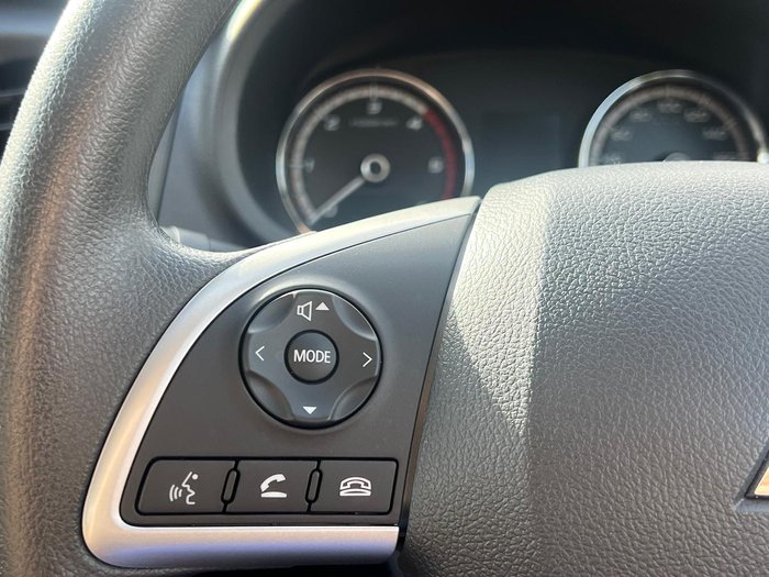 2023 Mitsubishi Triton GLX