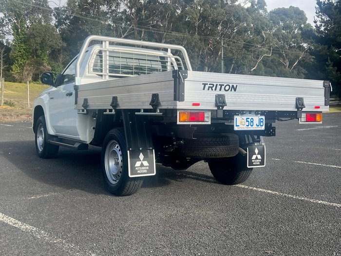 2023 Mitsubishi Triton GLX