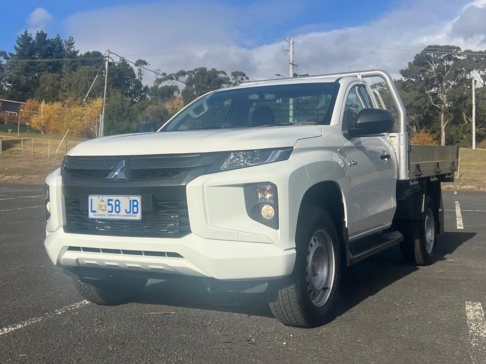 2023 Mitsubishi Triton GLX