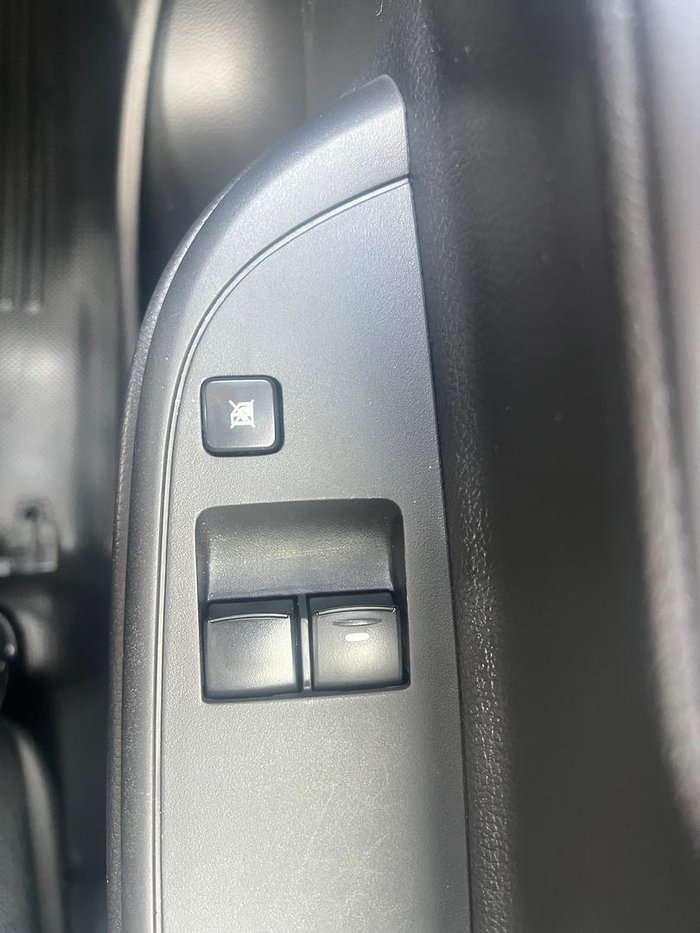 2023 Mitsubishi Triton GLX