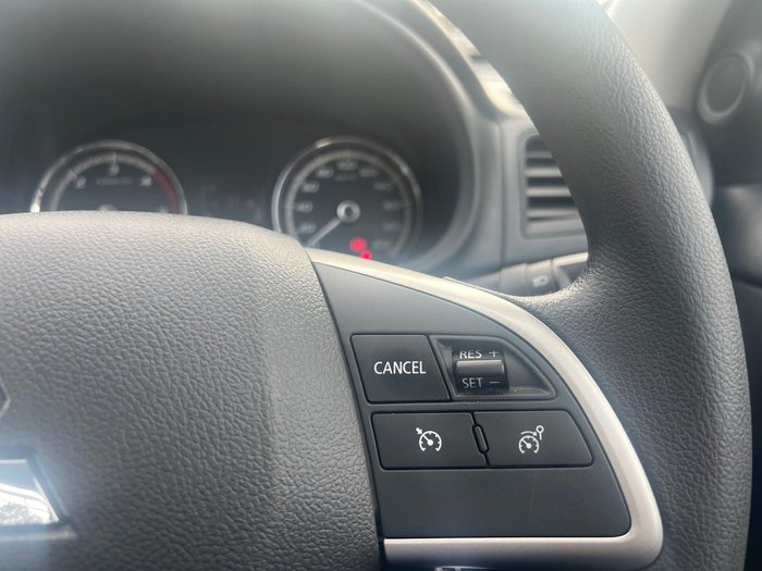 2023 Mitsubishi Triton GLX