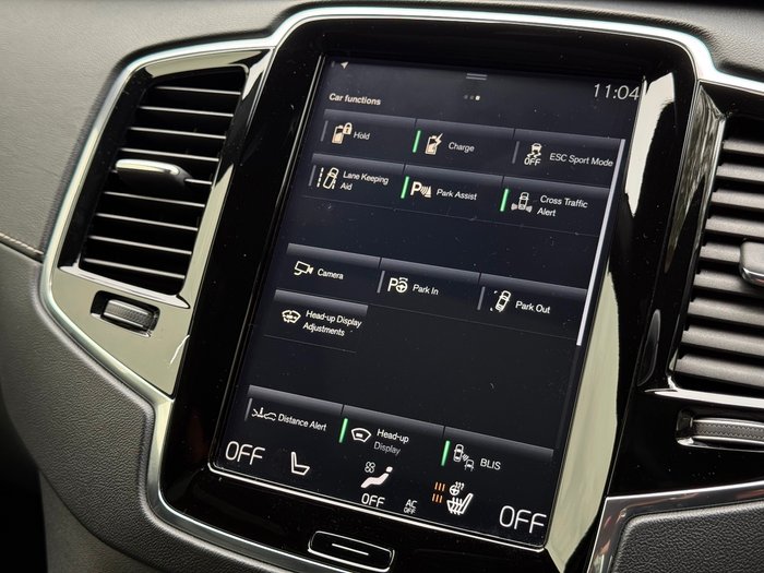 2017 Volvo XC90 T8 R-Design