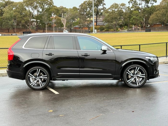 2017 Volvo XC90 T8 R-Design