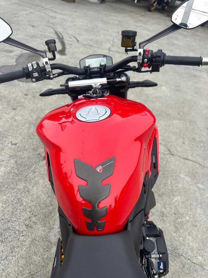 2023 Ducati Streetfighter V2