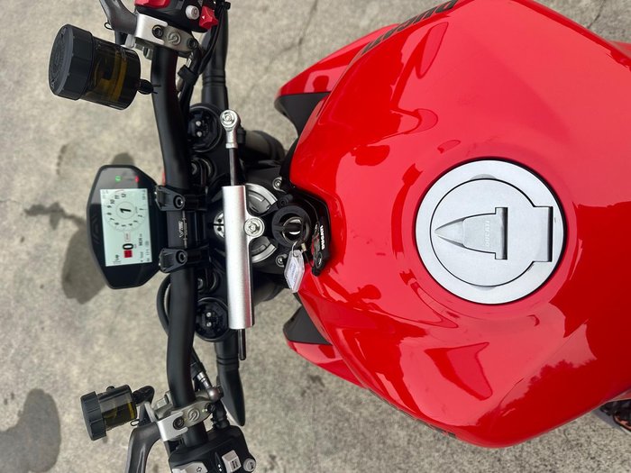 2023 Ducati Streetfighter V2 Streetfighter Red