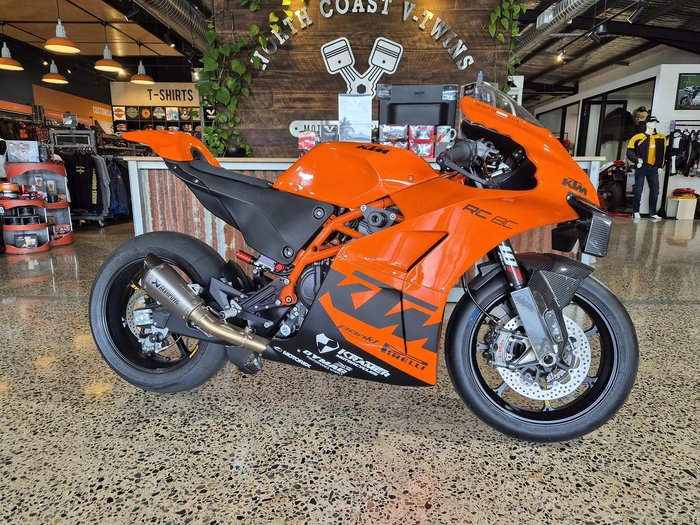 2022 KTM