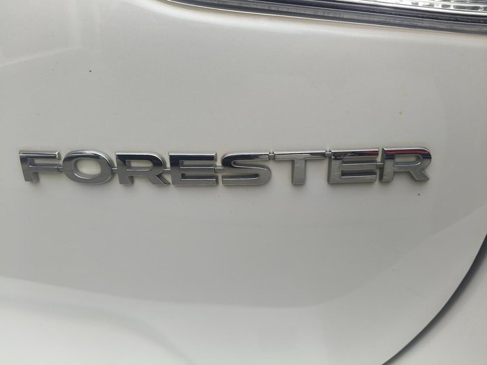 2021 Subaru Forester 2.5i Premium S5 MY21 AWD Crystal White