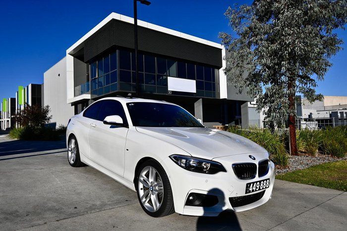 2015 BMW 2 Series 220i M Sport F22 Alpine White
