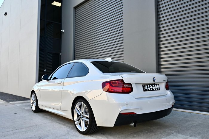 2015 BMW 2 Series 220i M Sport F22 Alpine White