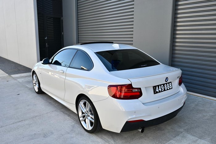 2015 BMW 2 Series 220i M Sport F22 Alpine White