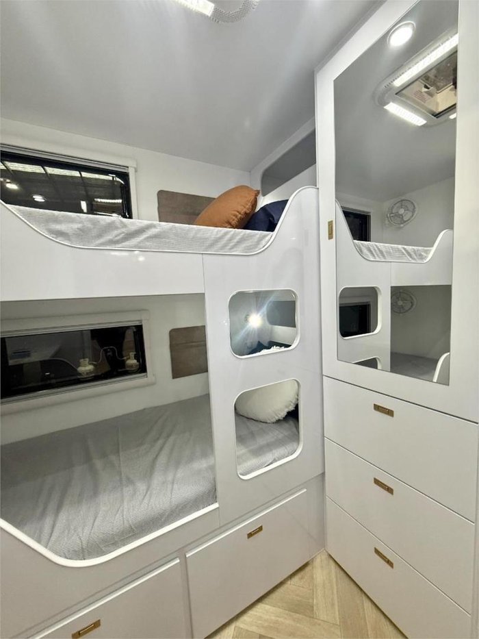 2025 Wonderland RV Amaroo