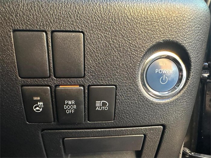 2020 Toyota Alphard SR C Package