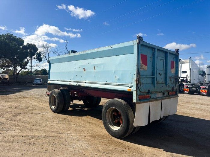 1982 Fruehauf Steel Dog Tipper Trailer