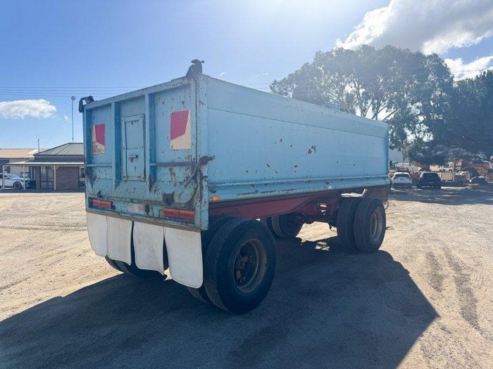 1982 Fruehauf Steel Dog Tipper Trailer