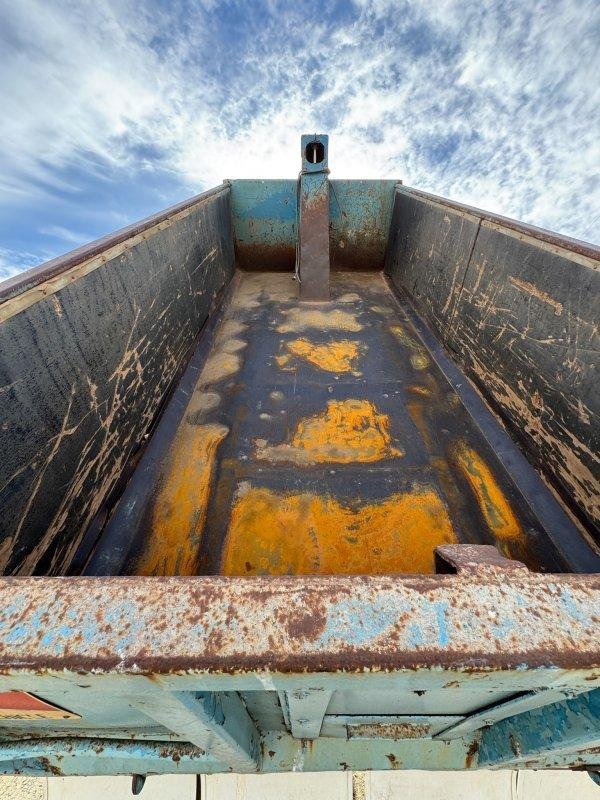 1982 Fruehauf Steel Dog Tipper Trailer