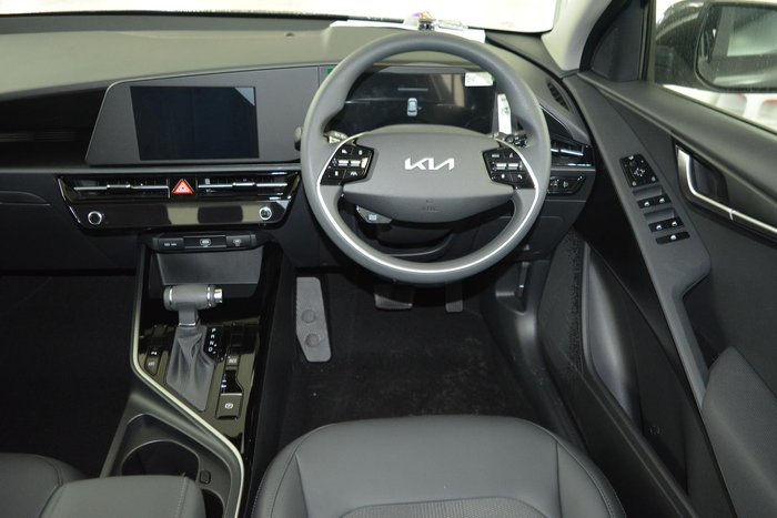 2024 Kia Niro HEV S