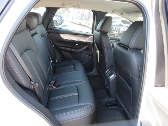 2025 Mazda CX-60 D50e Evolve