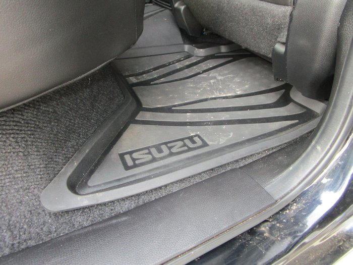 2022 Isuzu D-MAX LS-U+