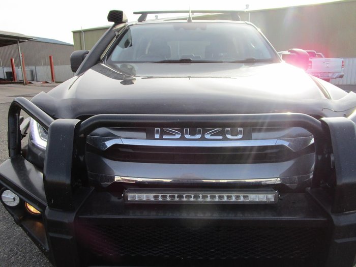 2022 Isuzu D-MAX LS-U+