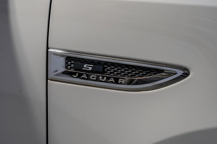 2018 Jaguar E-PACE D150 S X540 MY19 AWD Fuji White