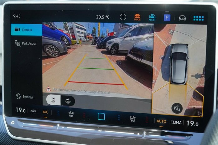 2025 Volkswagen Golf 110TSI R-Line