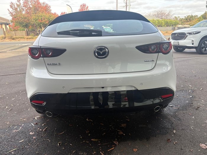 2025 Mazda 3 G20 Pure