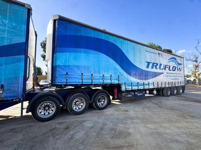 2016 Topstart B Double Drop Deck Curtain Side Set