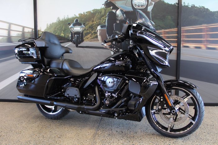 2025 Harley-davidson FLHXU STREET GLIDE ULTRA (117)