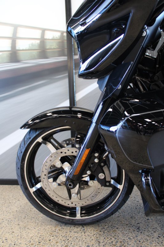 2025 Harley-davidson FLHXU STREET GLIDE ULTRA (117)