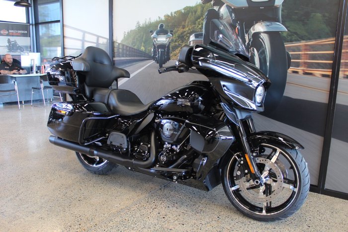 2025 Harley-davidson FLHXU STREET GLIDE ULTRA (117)