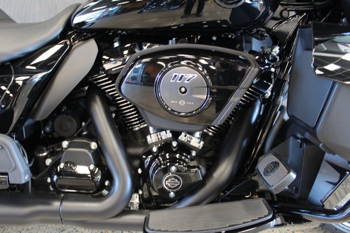 2025 Harley-davidson FLHXU STREET GLIDE ULTRA (117)