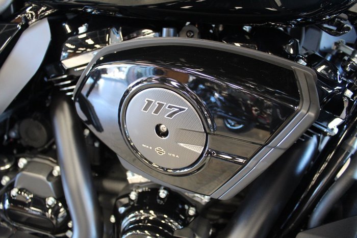 2025 Harley-davidson FLHXU STREET GLIDE ULTRA (117)