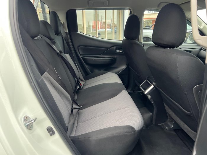 2022 Mitsubishi Triton GLX+ MR MY22.5 4X4 Dual Range White