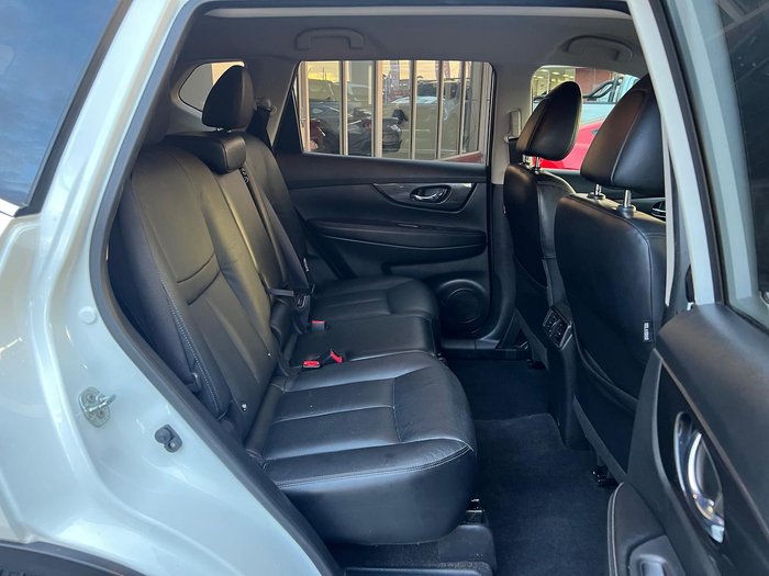 2017 Nissan X-TRAIL ST-L T32 Series II Ivory Pearl