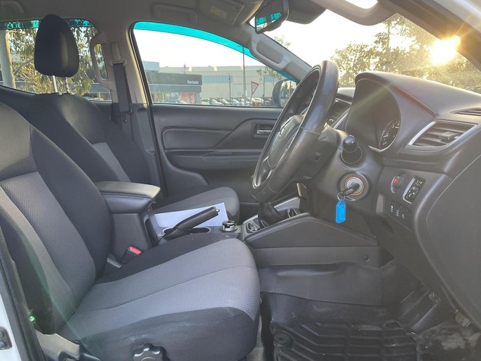 2019 Mitsubishi Triton GLX+ MR MY19 4X4 Dual Range White