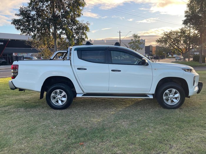 2019 Mitsubishi Triton GLX+ MR MY19 4X4 Dual Range White