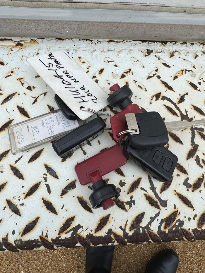 2019 Isuzu 45/155 Isuzu Npr 45/155 PANTEC WITH LIFTER