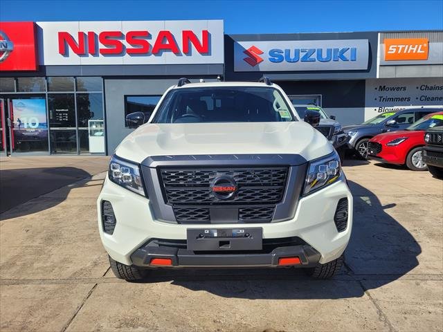 2025 NISSAN D23 PRO- NAVARA 4X4 2.3 DSL AUTO DC P4X WHITE PEARL