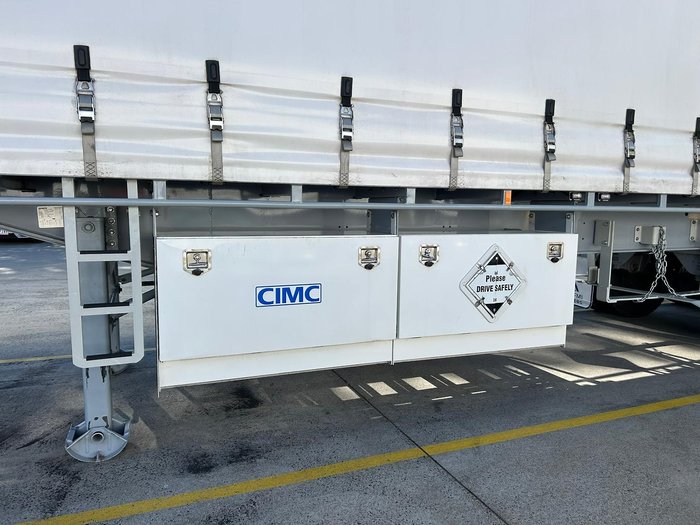 2023 CIMC St3 22 Pallet Sd Curtain R/T