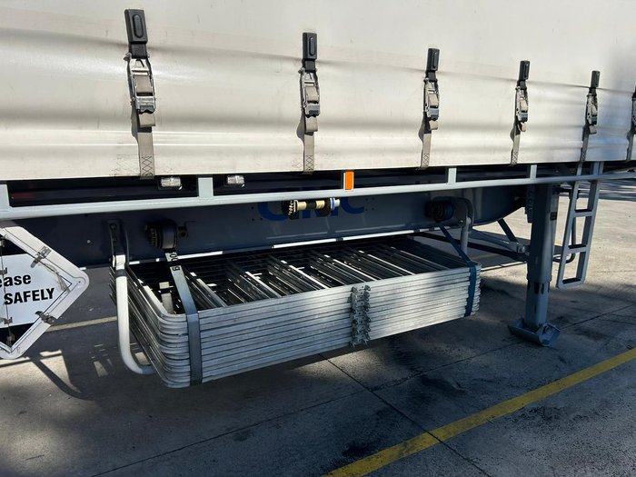 2023 CIMC St3 22 Pallet Sd Curtain R/T