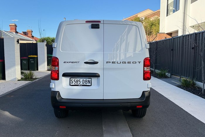 2025 Peugeot Expert Pro