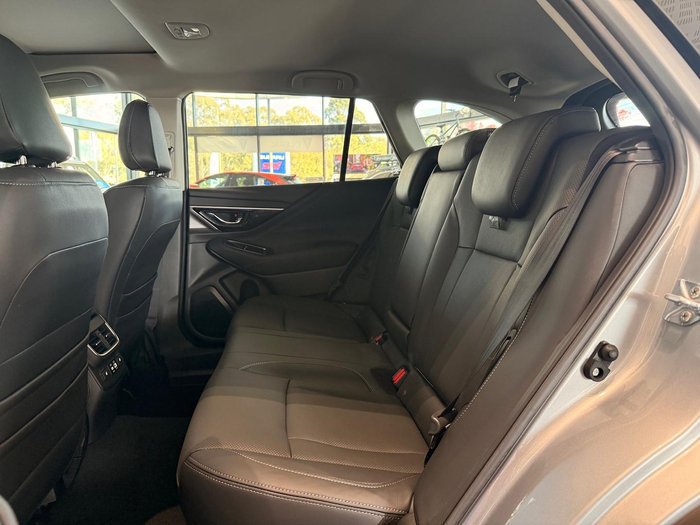 2024 Subaru Outback AWD Touring