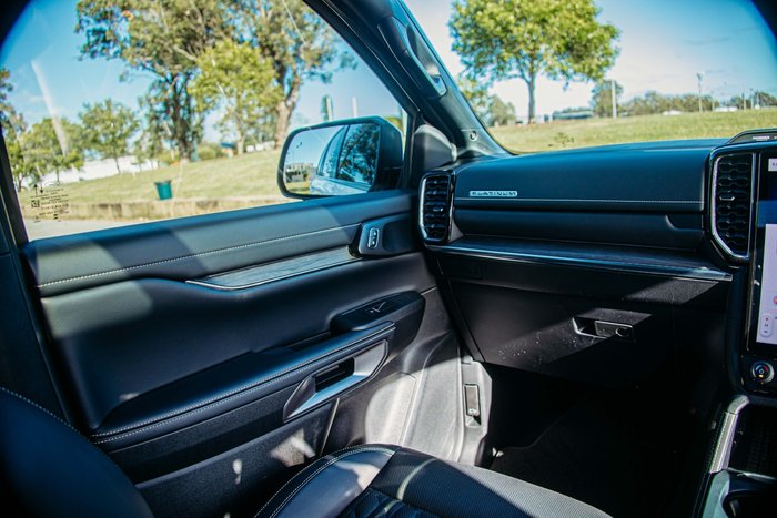 2023 Ford Everest Platinum